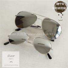 特惠SALE*回饋價*~UV400親子款雷朋太陽眼鏡(優惠強推中)銀框銀片鏡面