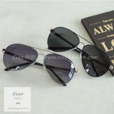UV400~強檔時尚雷朋太陽眼鏡(含CIAO自訂可折三角眼鏡盒)